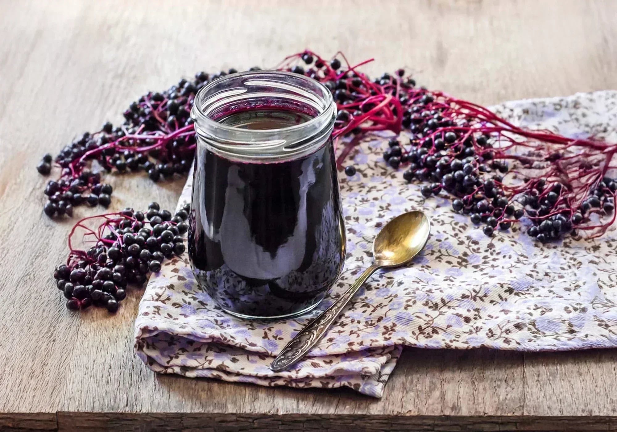 Как се приема сироп от черен бъз